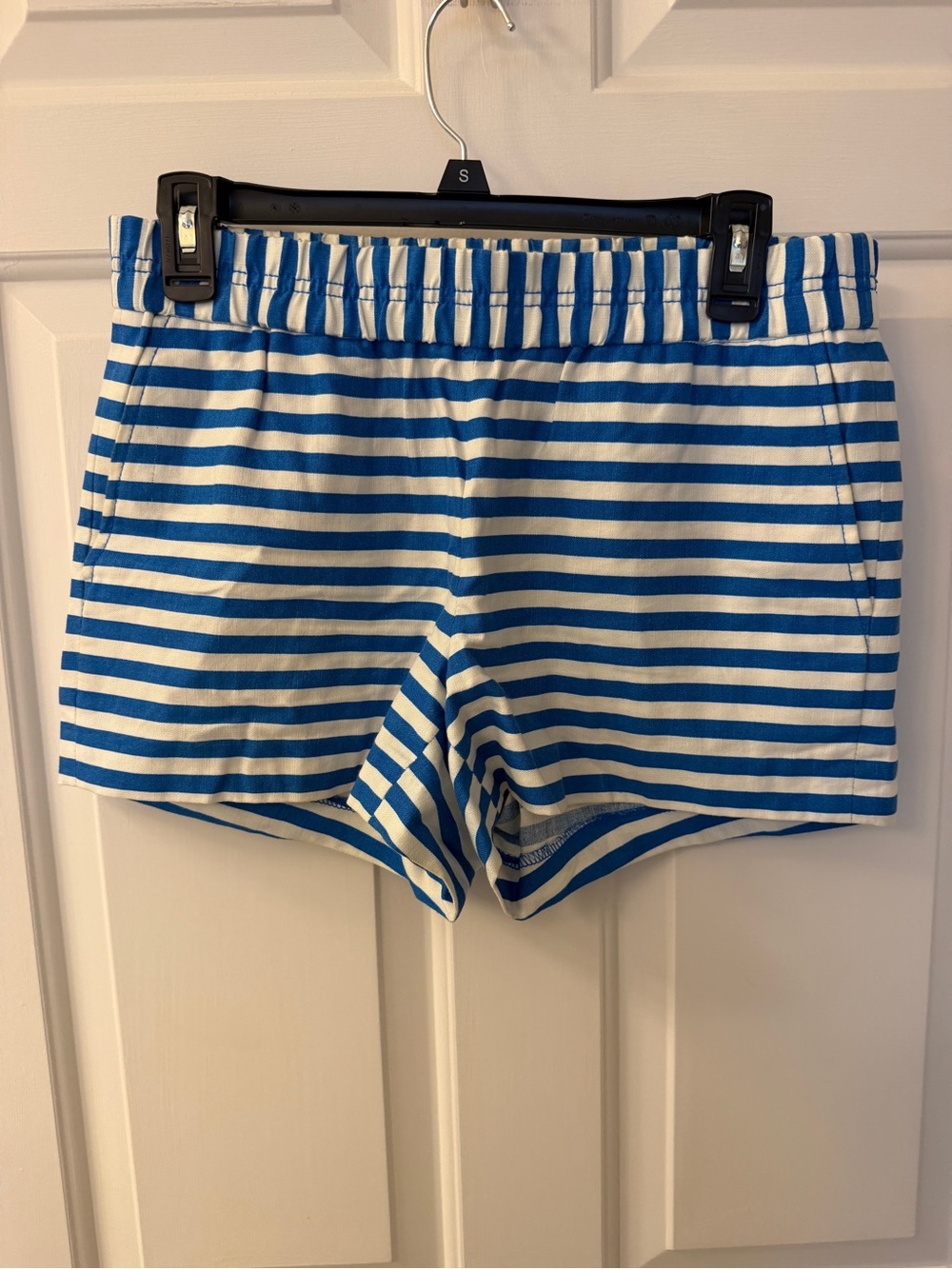 🩷 J. Crew Blue and White Striped Athletic Shorts. Size 4 🩷